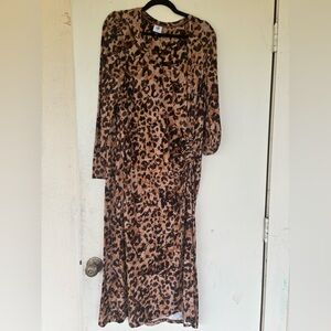 CABI leopard print dress XL. Long but not quite maxi.